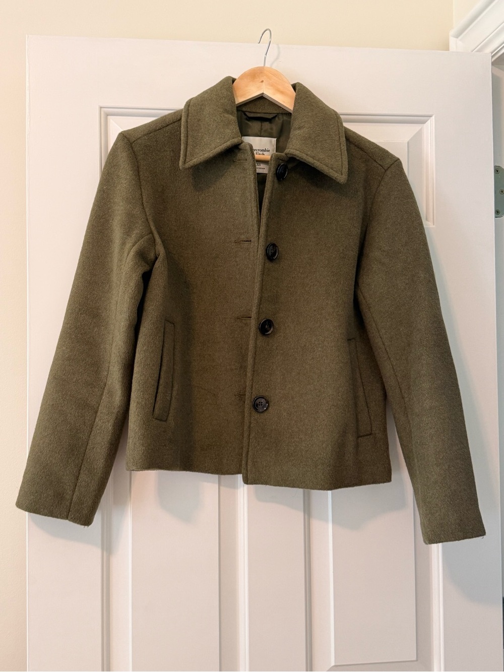 Abercrombie & Fitch Olive Green Jacket Label - XS